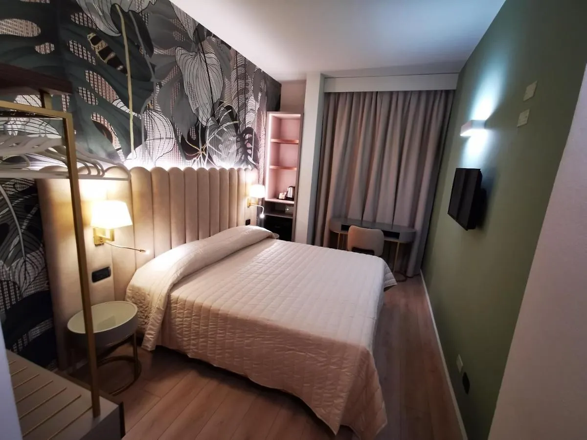 פירנצה Hotel Balcony 3*,  איטליה
