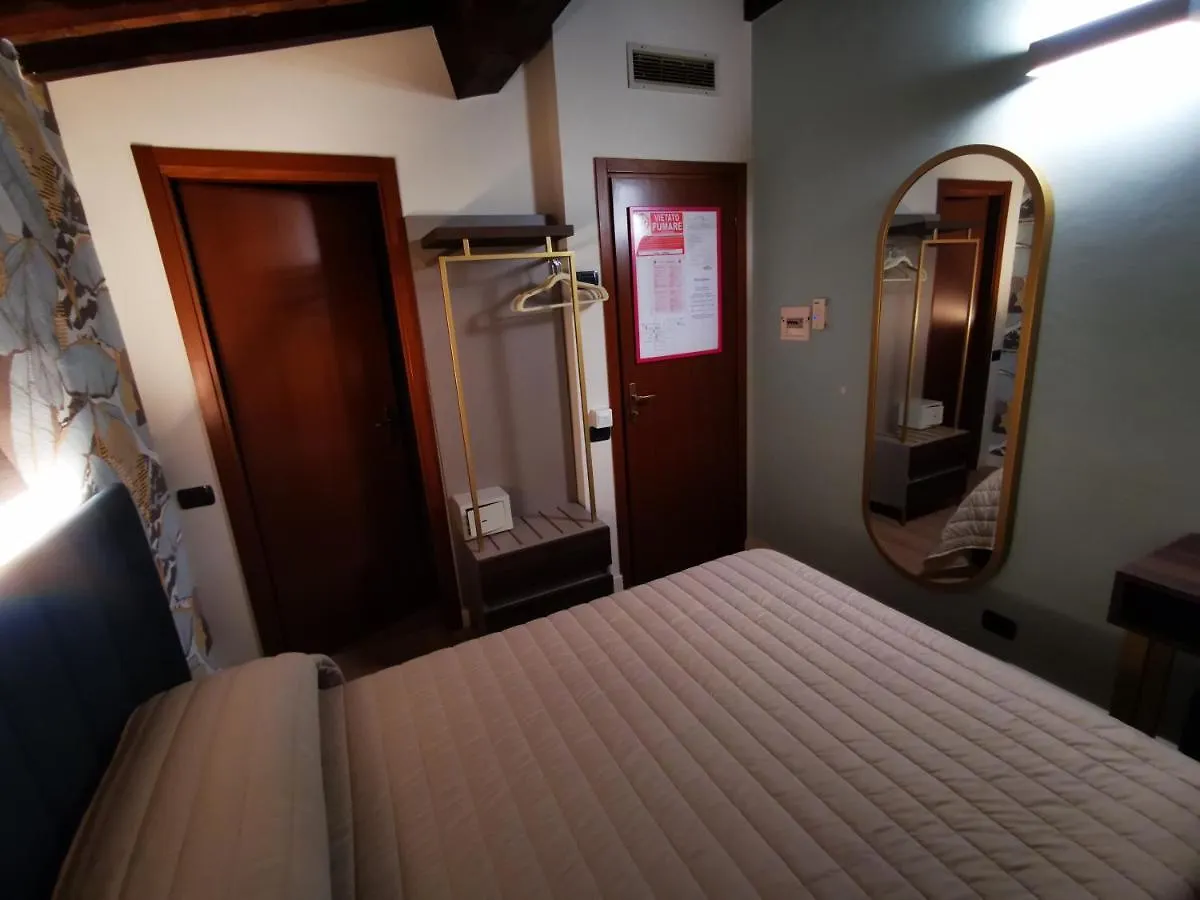 פירנצה Hotel Balcony