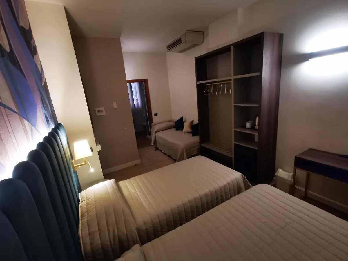 פירנצה Hotel Balcony